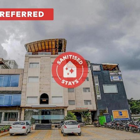 Vaccinated Staff- Townhouse Oak Hotel Silvotel Indore Exterior photo