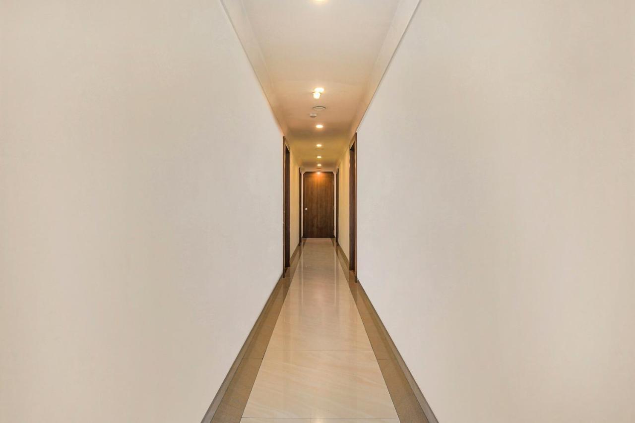 Vaccinated Staff- Townhouse Oak Hotel Silvotel Indore Exterior photo