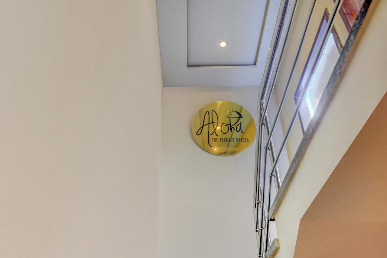 Vaccinated Staff- Townhouse Oak Hotel Silvotel Indore Exterior photo